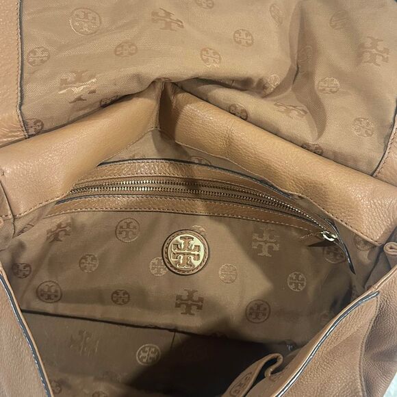 Tory Burch Marion Saddle Bag - Picture 5 of 6